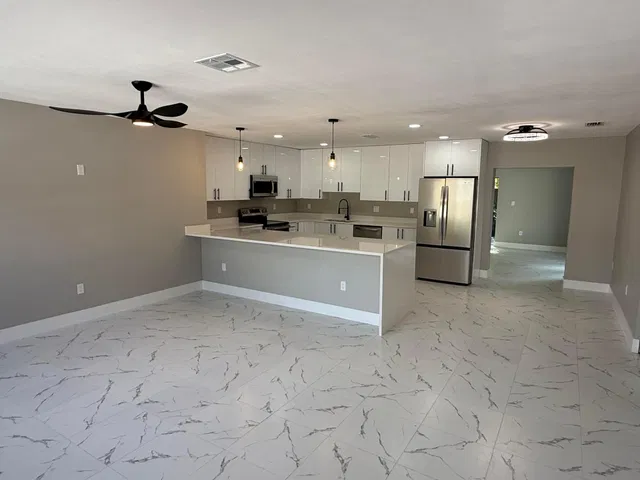 Residence photo 13