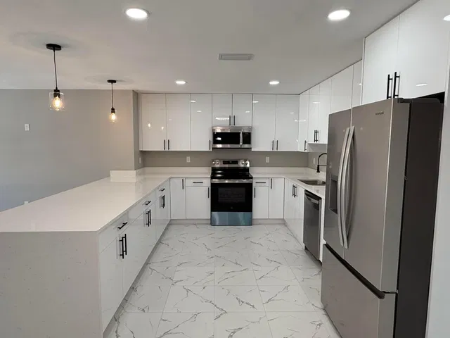 Residence photo 15