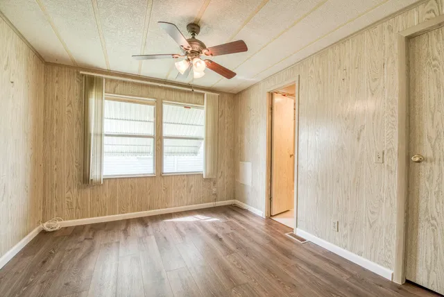 Residence photo 19