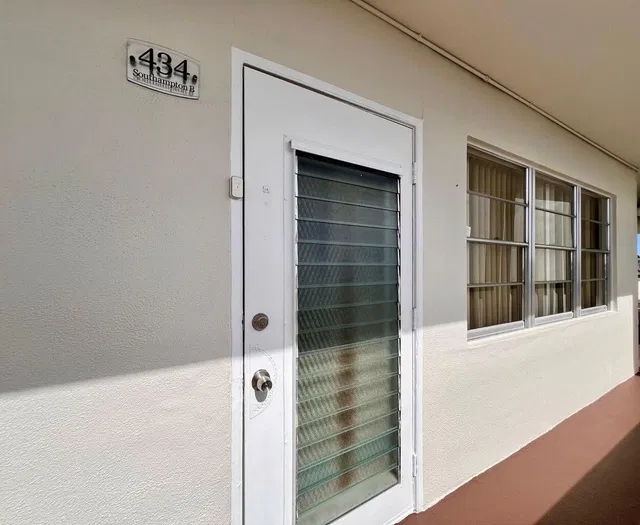  Residence photo 6