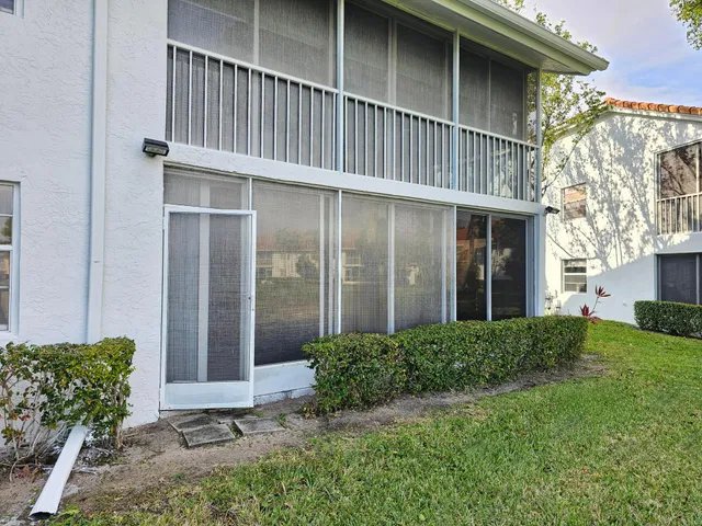  Unit 101 photo 26