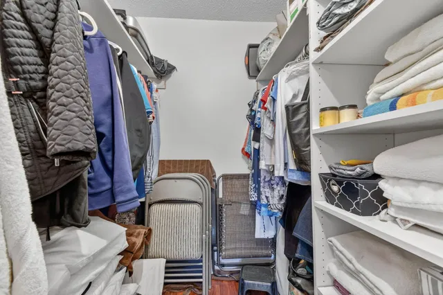  Unit 302 photo 28