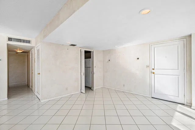 2600 N Flagler Unit 407 photo 25