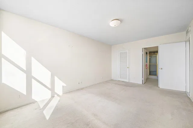 2600 N Flagler Unit 407 photo 41