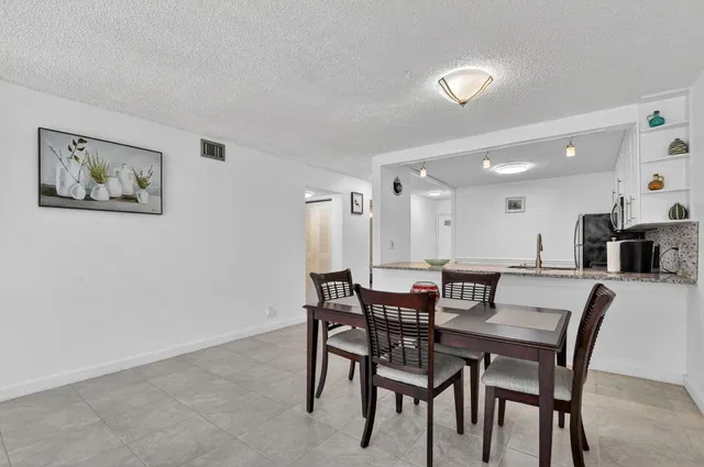  Unit 5 photo 11