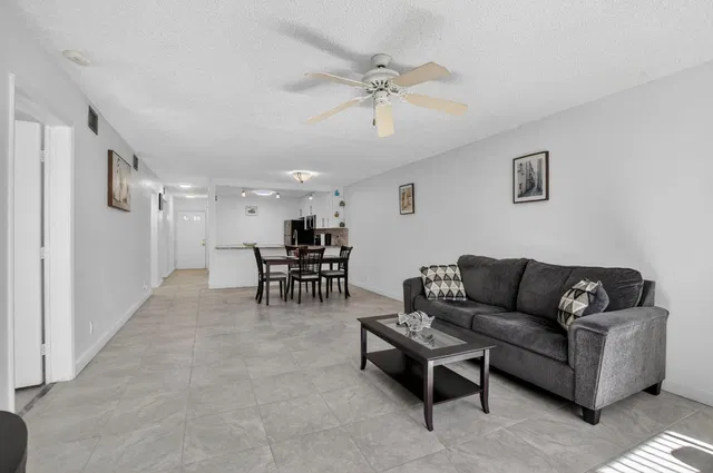  Unit 5 photo 14