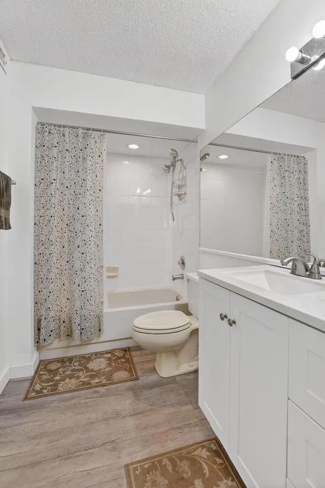  Unit 5 photo 26