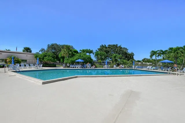  Unit 5 photo 39
