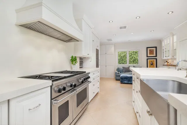Residence photo 14