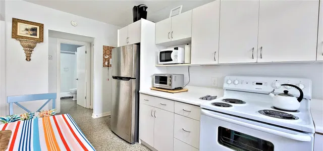 Old Northwood Residence photo 9
