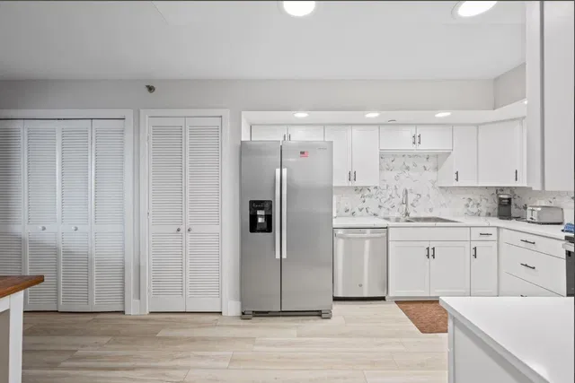  Unit 506 photo 5