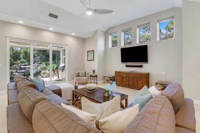 Ranch Colony Jupiter Residence photo 24