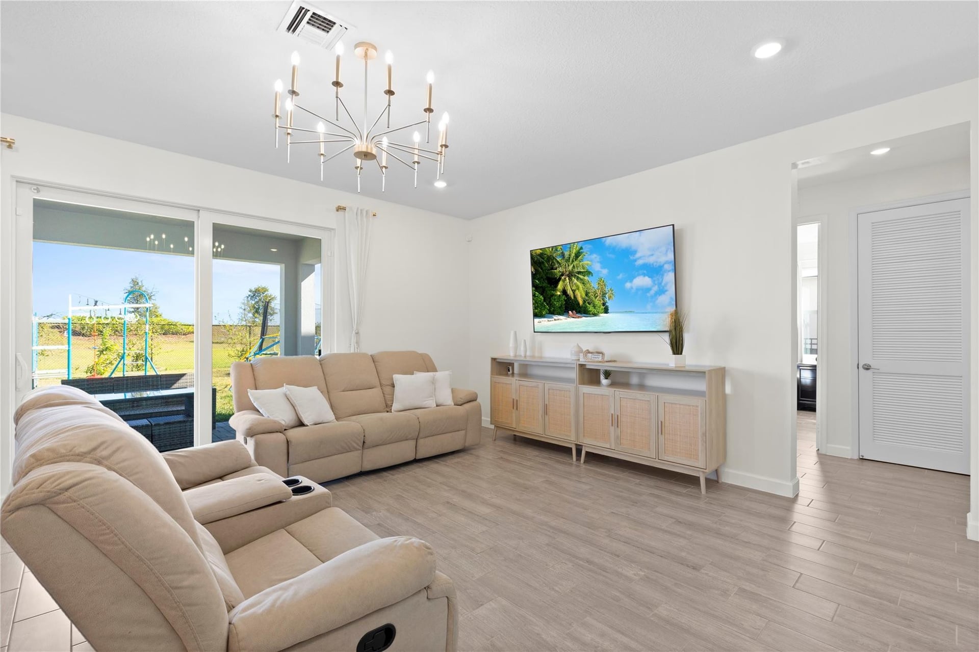 Residence photo 12