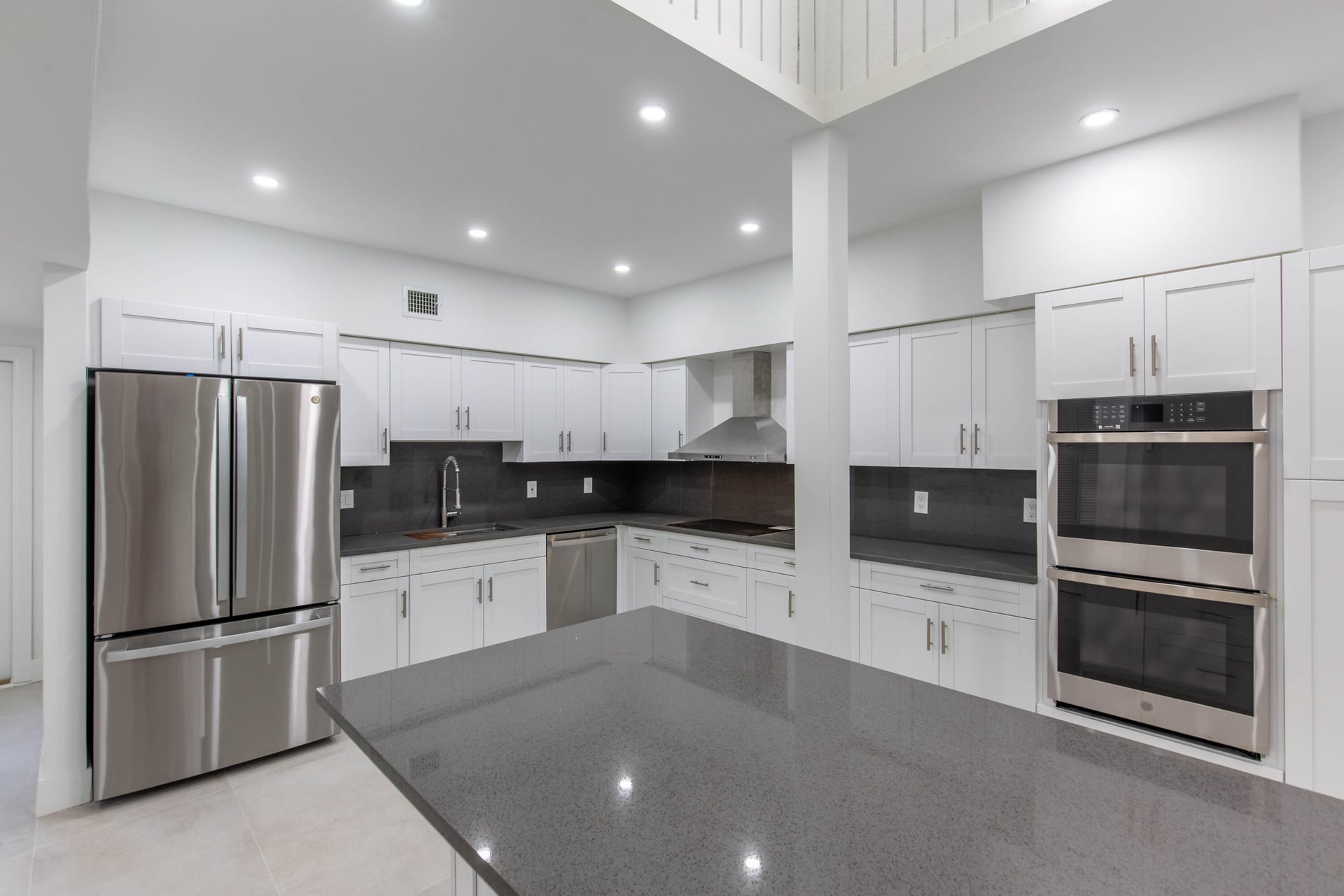 Residence photo 3