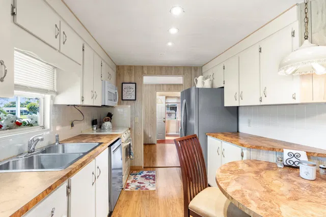 Residence photo 5