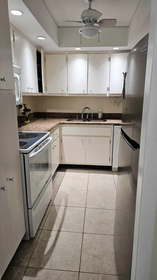 2600 N Flagler Unit 705 photo 8