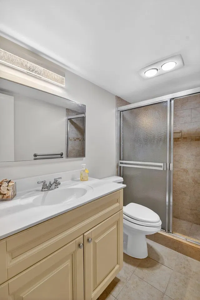 Unit 106 photo 21