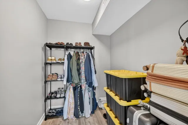 Unit 106 photo 22