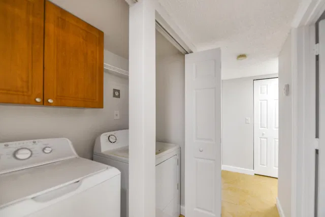 Unit 140 photo 18