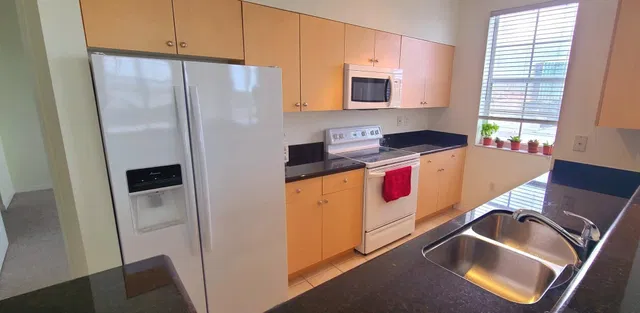 The Montecito Unit Apt 812 photo 8