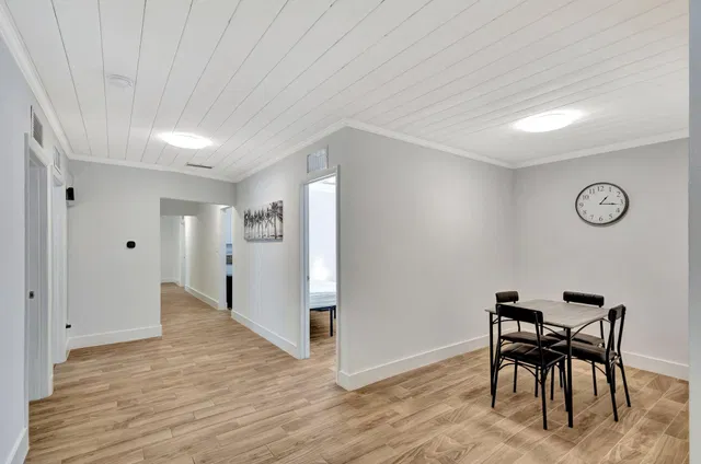 Residence photo 5