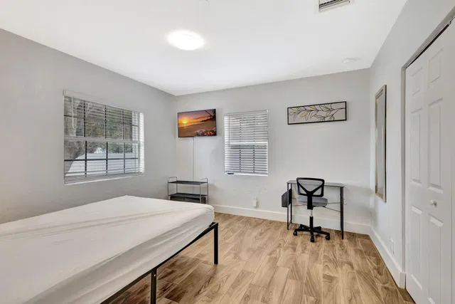 Residence photo 7