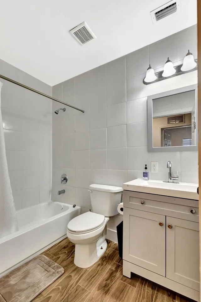 Residence photo 9