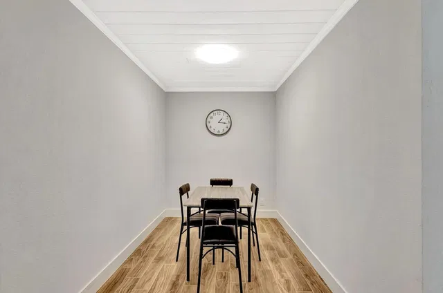 Residence photo 12