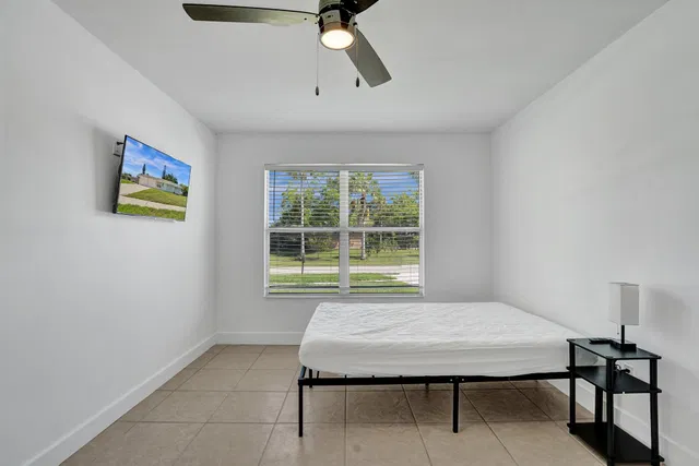 Residence photo 18
