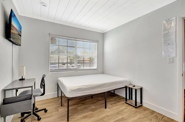 Residence photo 20
