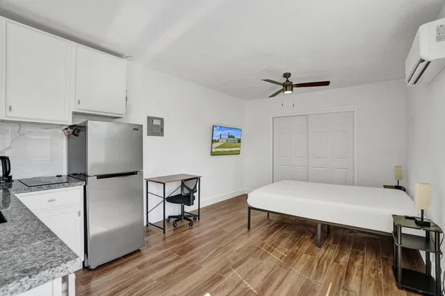 Residence photo 26