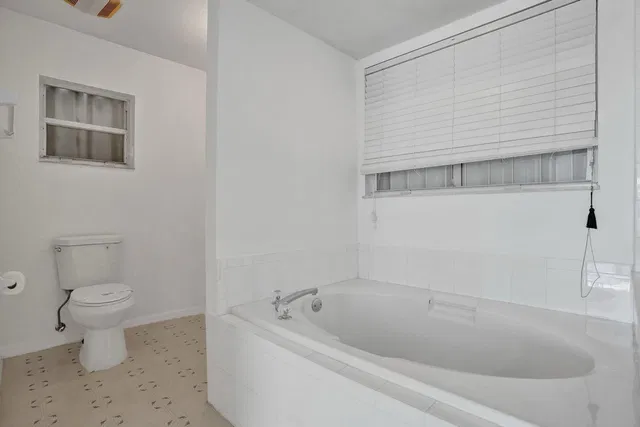 Residence photo 65