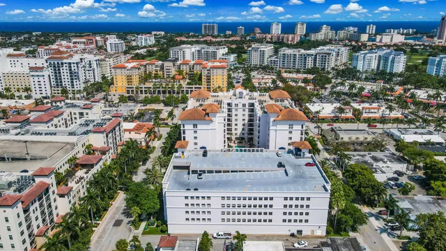 233 S Federal Boca Unit 421 photo 44