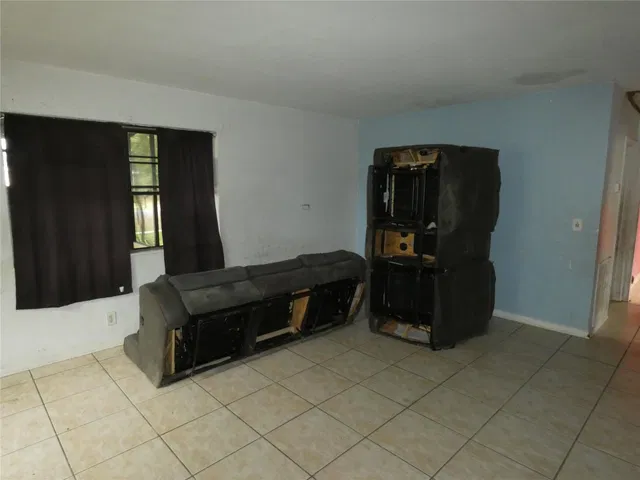 Residence photo 8