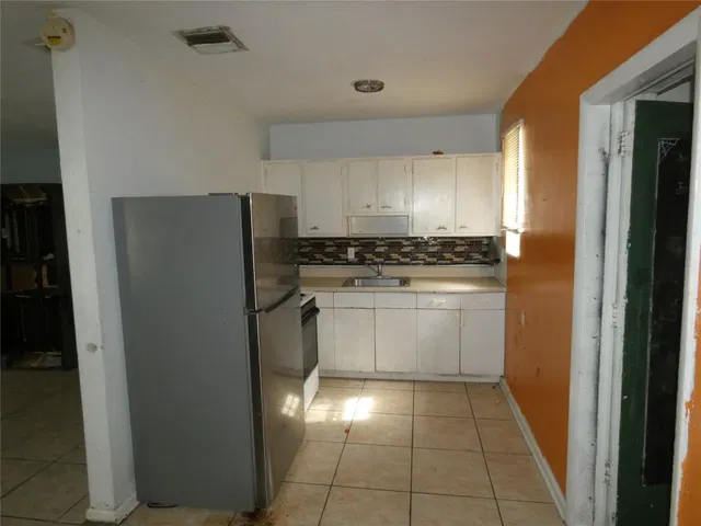 Residence photo 9