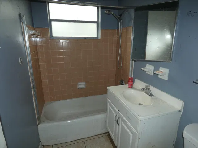 Residence photo 17