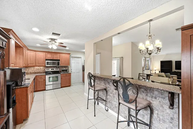 Residence photo 15