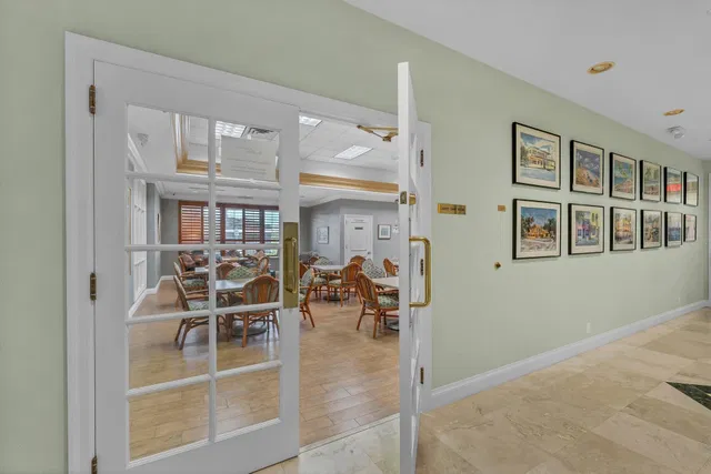 Residence photo 41