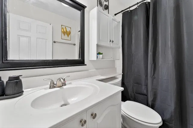 Residence photo 12
