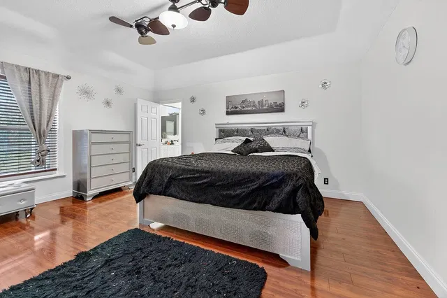 Residence photo 17