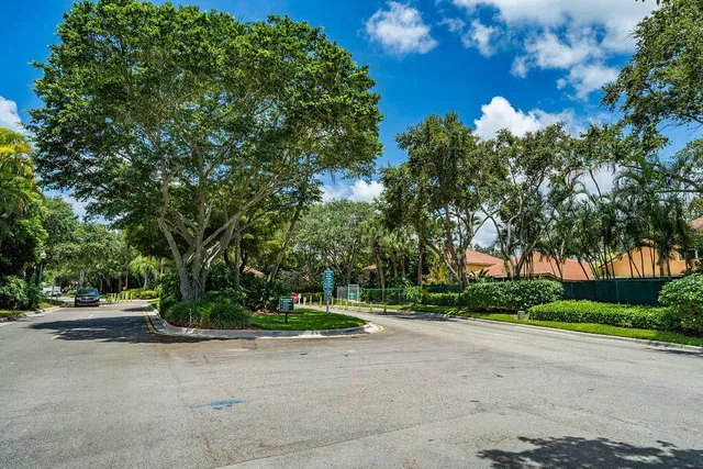 Residence photo 41