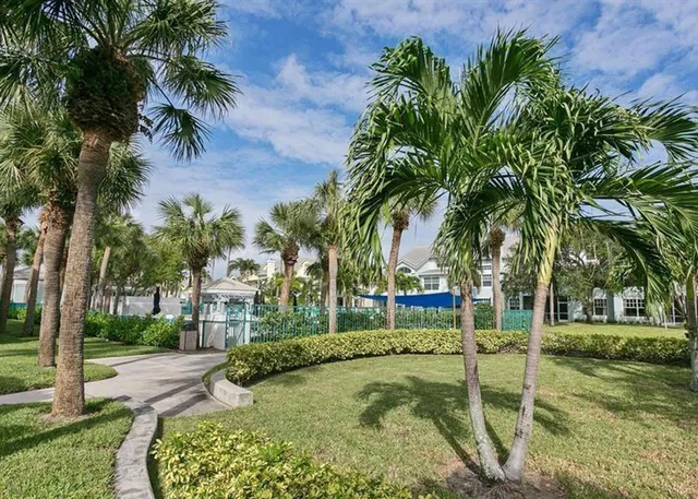  Residence photo 43