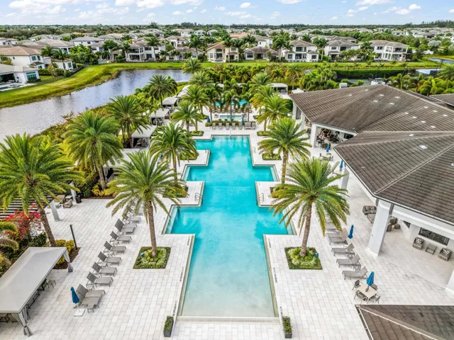 Boca Bridges Residence photo 99