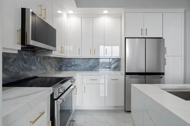 One City Plaza Unit 702 photo 6