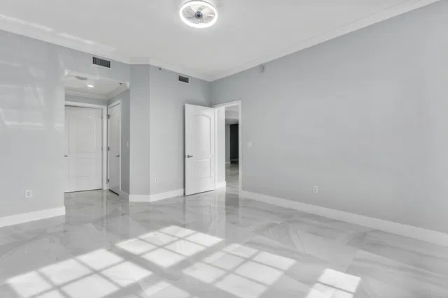 One City Plaza Unit 702 photo 16