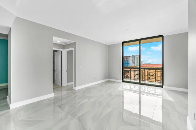 One City Plaza Unit 702 photo 25