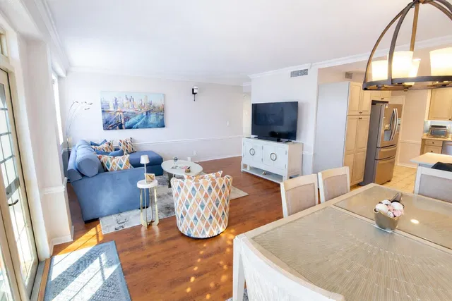 Unit 3020 photo 5