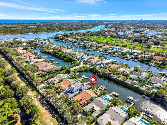 Admirals Cove Residence photo 6