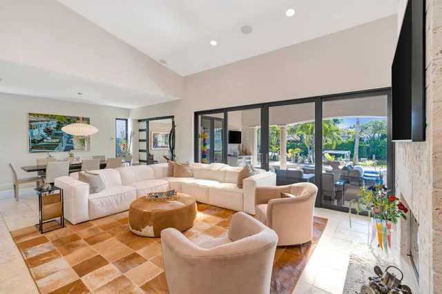 Admirals Cove Residence photo 13