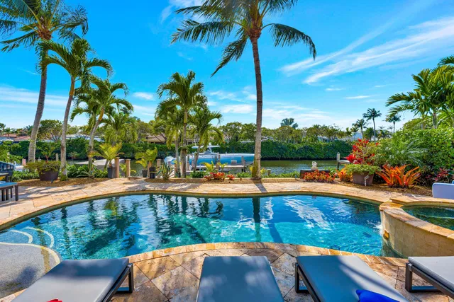 Admirals Cove Residence photo 35
